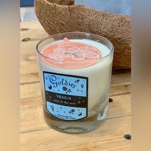 Amber & Coconut Candle 11oz.